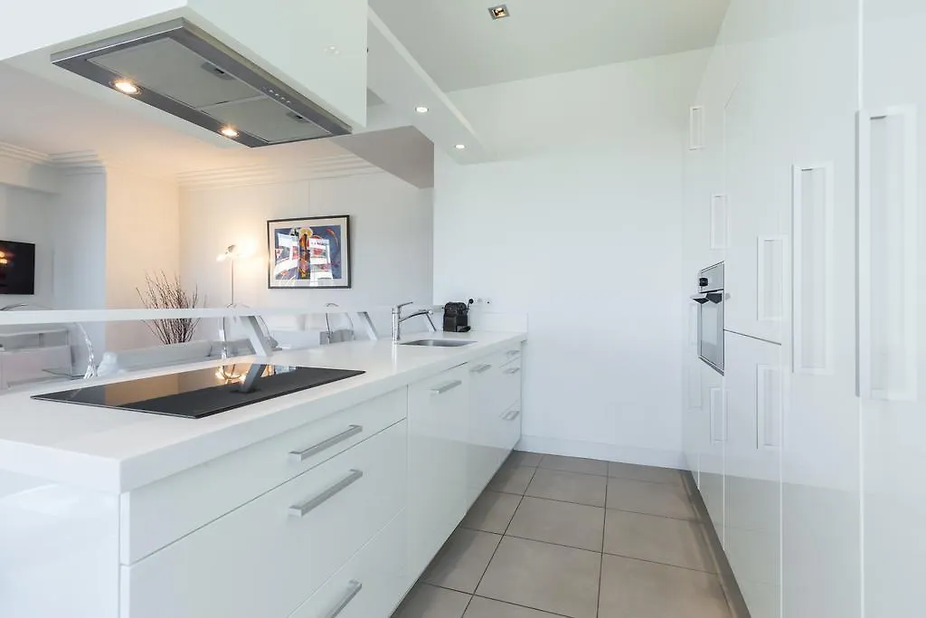 Nestor&Jeeves - Les Aigles - Very Close Sea - Top Floor - Luxurious Nice 0*,  France